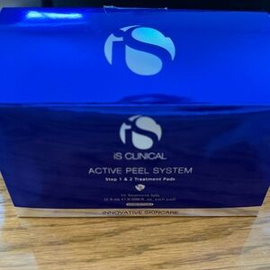 IS clinical Active Peel System